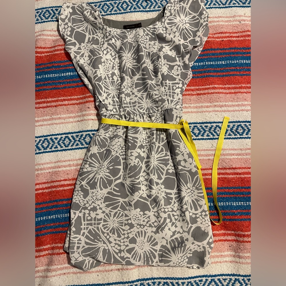 The limited dress grey & white with lining size 0.